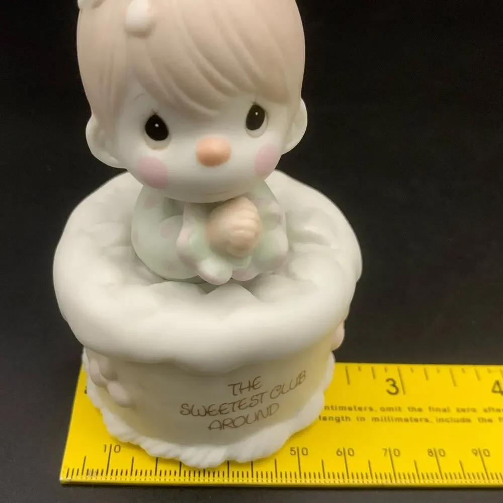 1988 Precious Moments Figurine - Picture 15 of 15